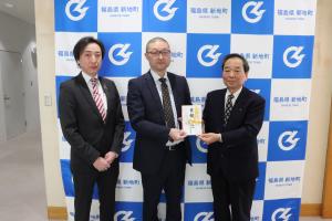 新地ライオンズクラブ　寄贈品贈呈