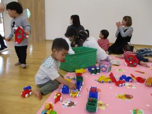 保育所おもちゃで遊ぼう！