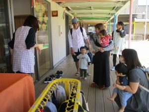 保育室を見学