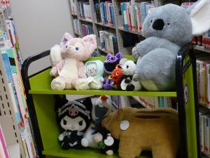 閉架書庫たんけん