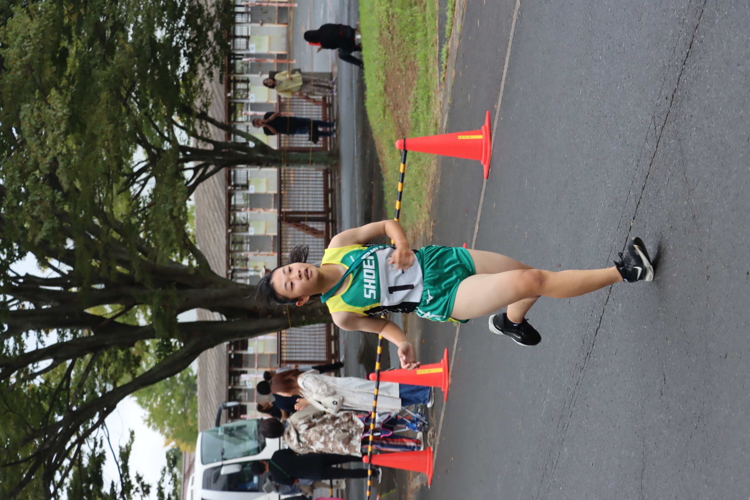 尚英中女子駅伝チーム